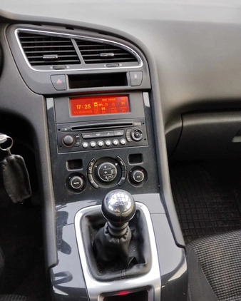 Peugeot 5008 cena 21000 przebieg: 68401, rok produkcji 2010 z Włocławek małe 22